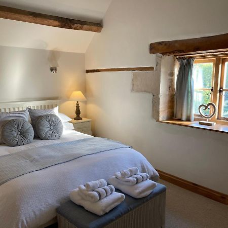 The Cider Barn - Spacious First Floor Apartment Set Within Barn Conversion Cheltenham Exteriér fotografie
