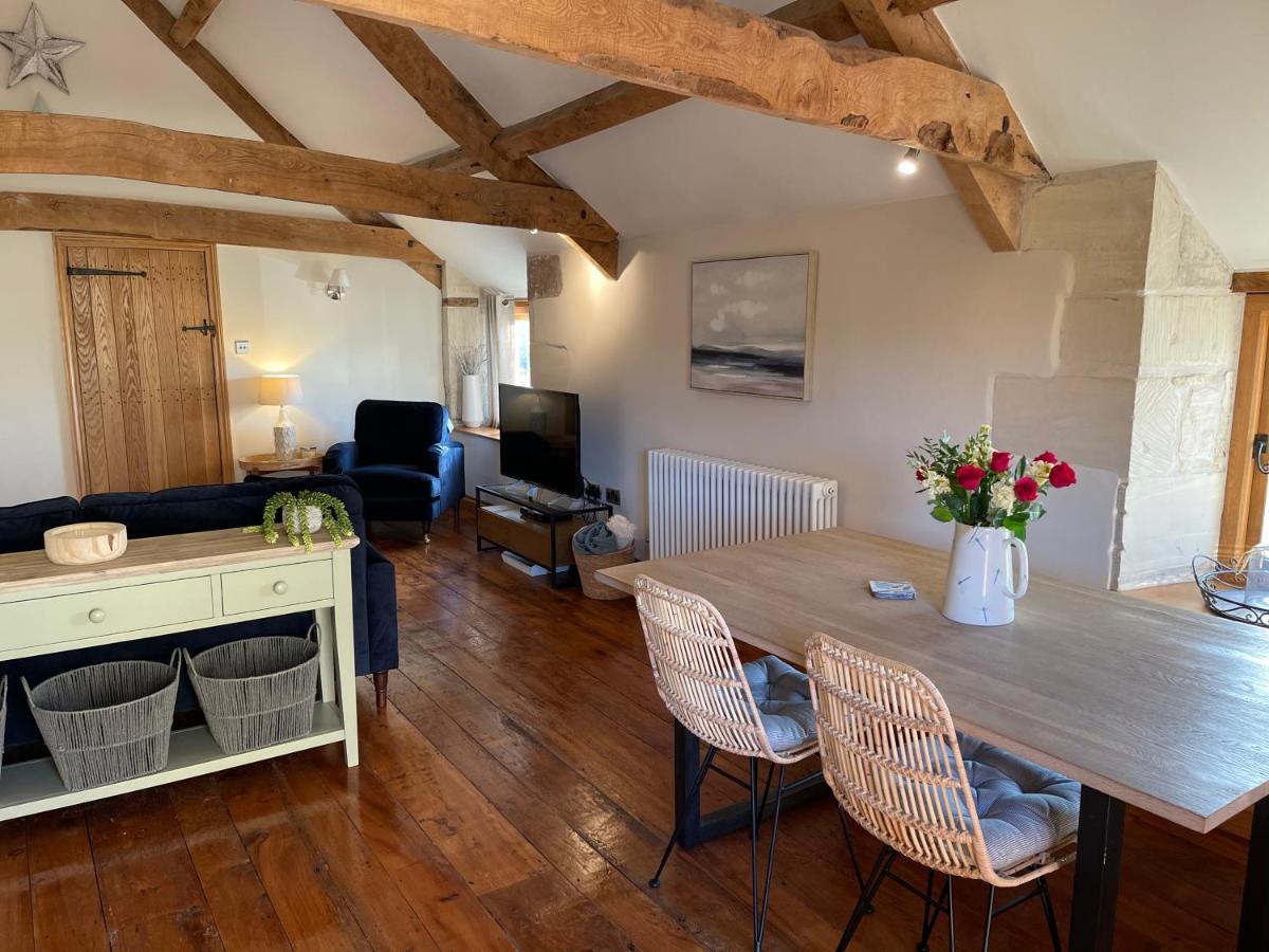 The Cider Barn - Spacious First Floor Apartment Set Within Barn Conversion Cheltenham Exteriér fotografie